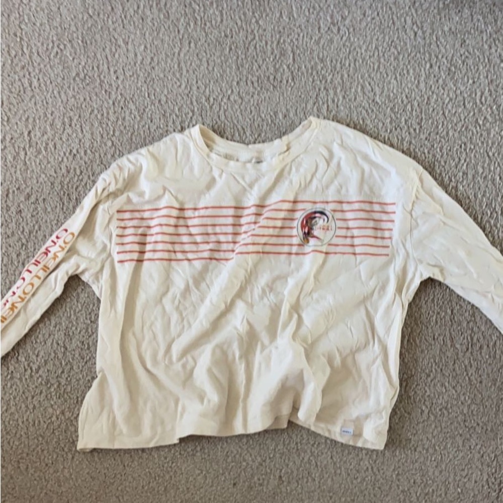 o’neill long-sleeve tee:)